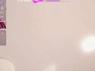 shirleyhot from CamSoda is Freechat