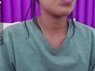 skinnyneighbour from CamSoda is Freechat
