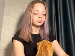 sofiariverashimmer from CamSoda is Freechat