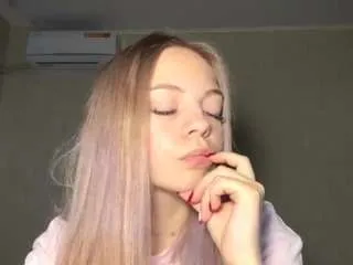 sofiariverashimmer from CamSoda is Freechat