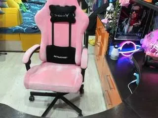 Softie-sofy from CamSoda