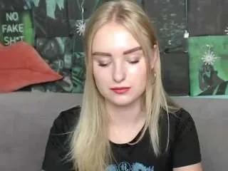 sofysoft from CamSoda is Freechat
