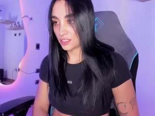 sophievelezz from CamSoda is Freechat