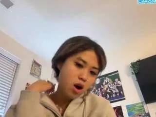 spicyyuna from CamSoda is Freechat
