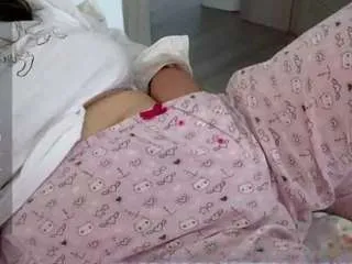 squirtlove12 from CamSoda is Freechat