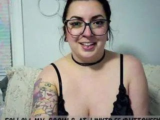 Sqwertybabe from CamSoda