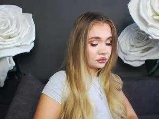 stacyyellig from CamSoda is Freechat