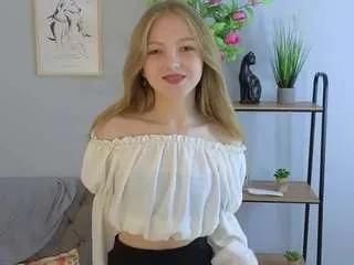 sue-sanders from CamSoda is Freechat