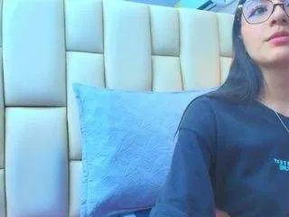 sweet-amye from CamSoda is Freechat