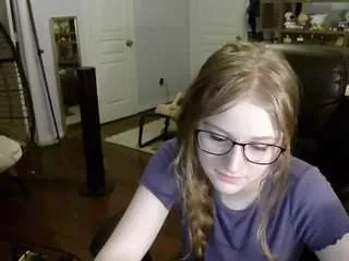 Sweetestbever from CamSoda
