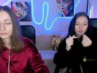 syrena-fly from CamSoda is Freechat