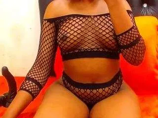 tallgodess from CamSoda is Freechat
