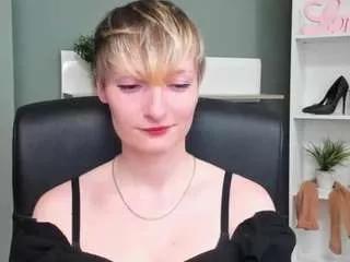 tastyblair from CamSoda