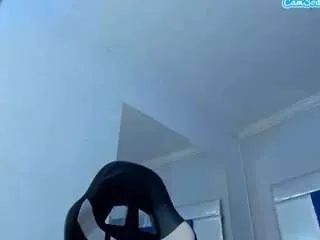 tessa-mancini from CamSoda is Freechat