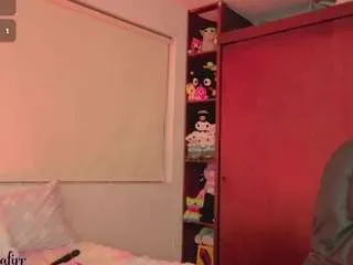 thaliazafirr from CamSoda is Freechat