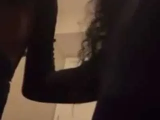 thec0uplenextdo0r from CamSoda is Freechat