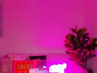 tiabelle from CamSoda is Freechat