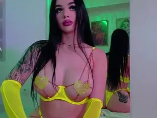 tiabelle from CamSoda is Freechat