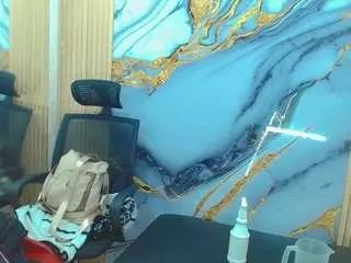tifannyhottt01 from CamSoda is Freechat