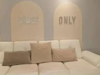 toricross from CamSoda is Freechat