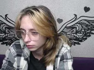 tracyleett from CamSoda is Freechat