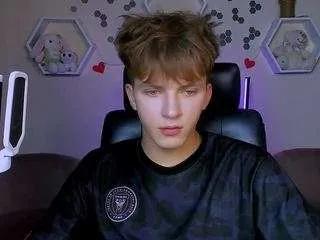 travis-wolf from CamSoda is Freechat