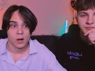 travis-wolf from CamSoda is Freechat