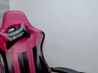 valenloveu from CamSoda is Freechat