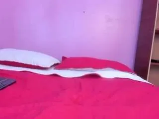 valentinaluxee from CamSoda is Freechat