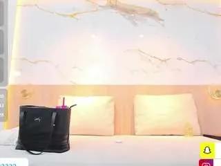 valirya-devote from CamSoda is Freechat