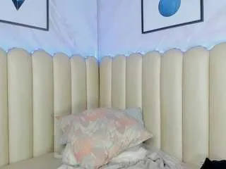 venusmiller01 from CamSoda is Freechat