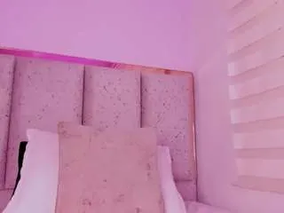 violeta-olsen from CamSoda is Freechat