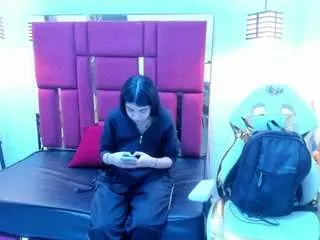 violetsmith3 from CamSoda is Freechat