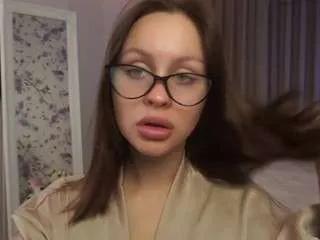 viviennelove19 from CamSoda is Freechat