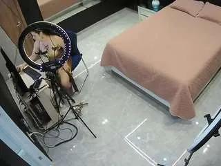 voyeurcam-casa-salsa-bedroom-13 from CamSoda is Freechat
