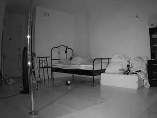 voyeurcam-celticiron-01 from CamSoda is Freechat