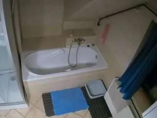 voyeurcam-julmodels-bath-2nd-1 from CamSoda is Freechat