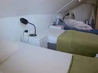 voyeurcam-julmodels-bed-4 from CamSoda is Freechat