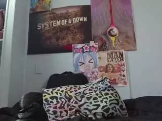 Yazminroyal from CamSoda