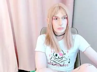 Yoi-mika from CamSoda