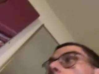 Youngkubenski215 from CamSoda