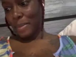yoursecret1425 from CamSoda is Freechat