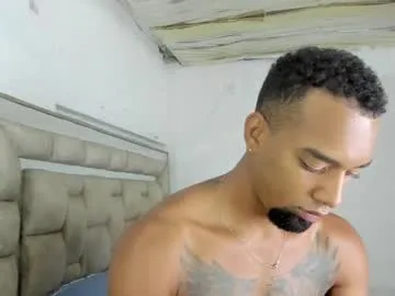 11inchesblackcock from Chaturbate