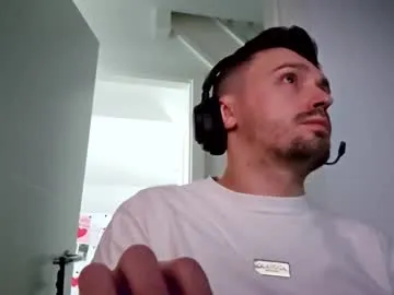 8inchdude93 from Chaturbate is Freechat