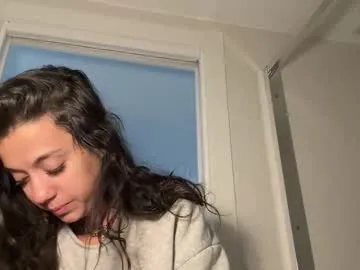 _elena_barra from Chaturbate