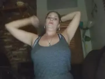 _toofunnysluts_ from Chaturbate