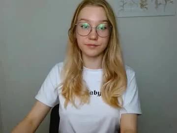 Abbymoore__ from Chaturbate