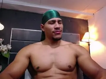 Adam_fit19cm from Chaturbate