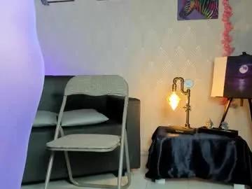 alaia_love77 from Chaturbate