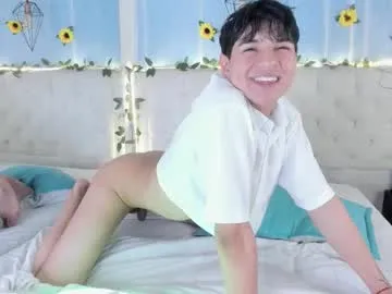 ale_aurarashi from Chaturbate is Freechat